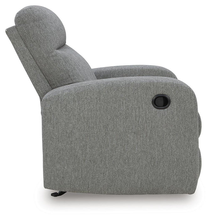 Gauntlet Recliner