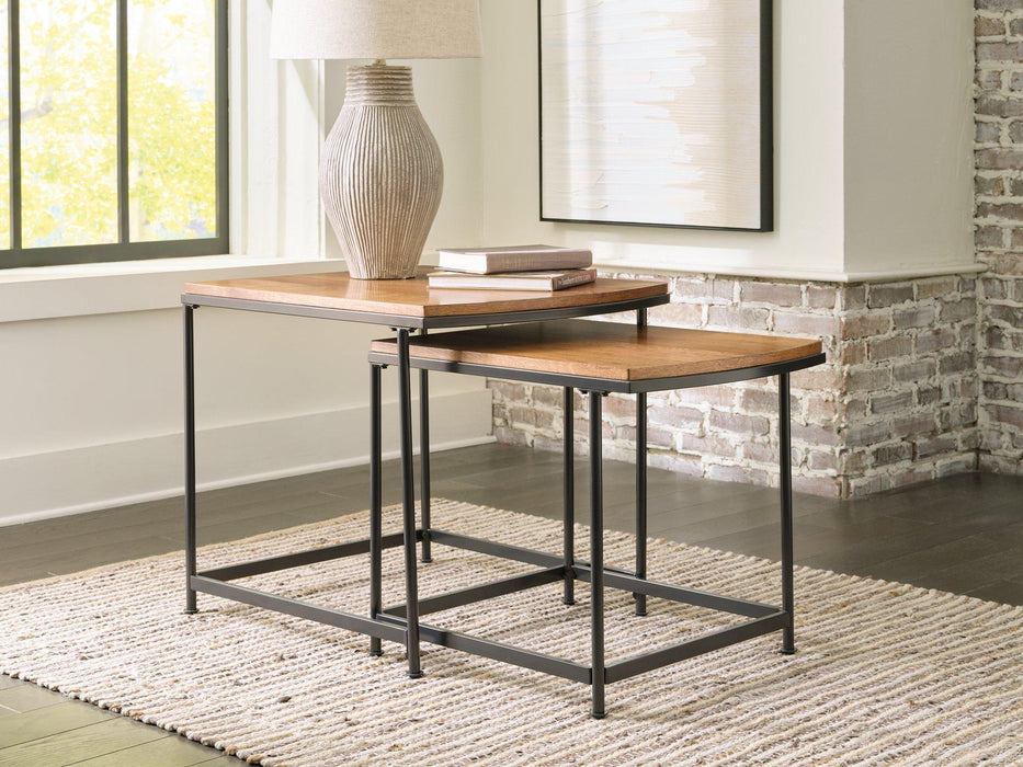 Drezmoore Light Brown/Black Nesting End Table (Set of 2)