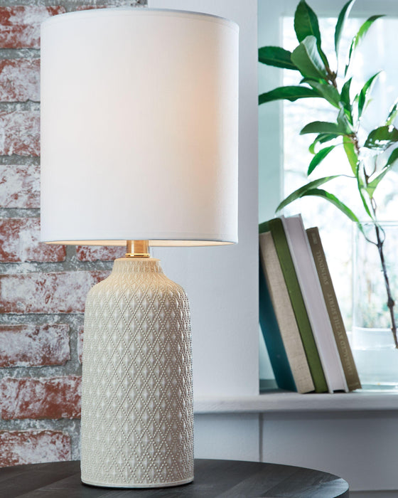 Donnford - Ceramic Table Lamp (1/cn)