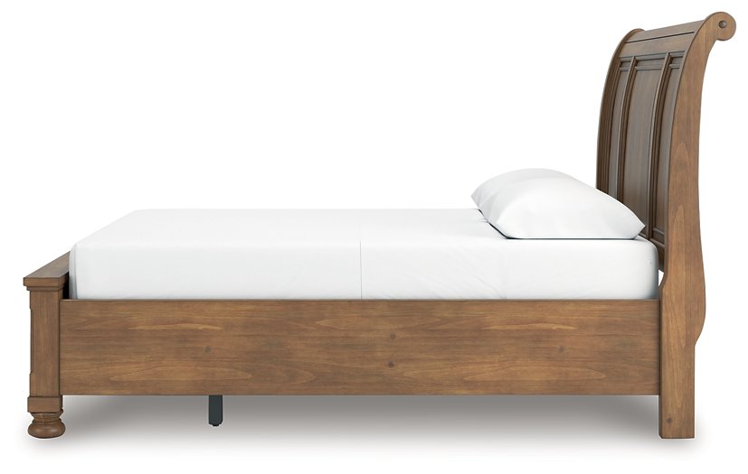 Feddinger Panel Storage Bed