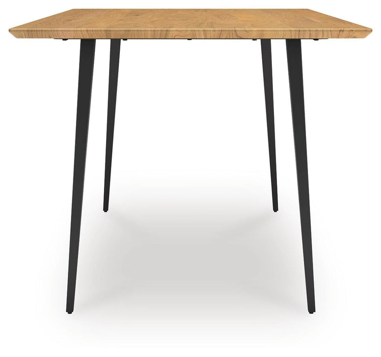 Gretlynn Dining Table