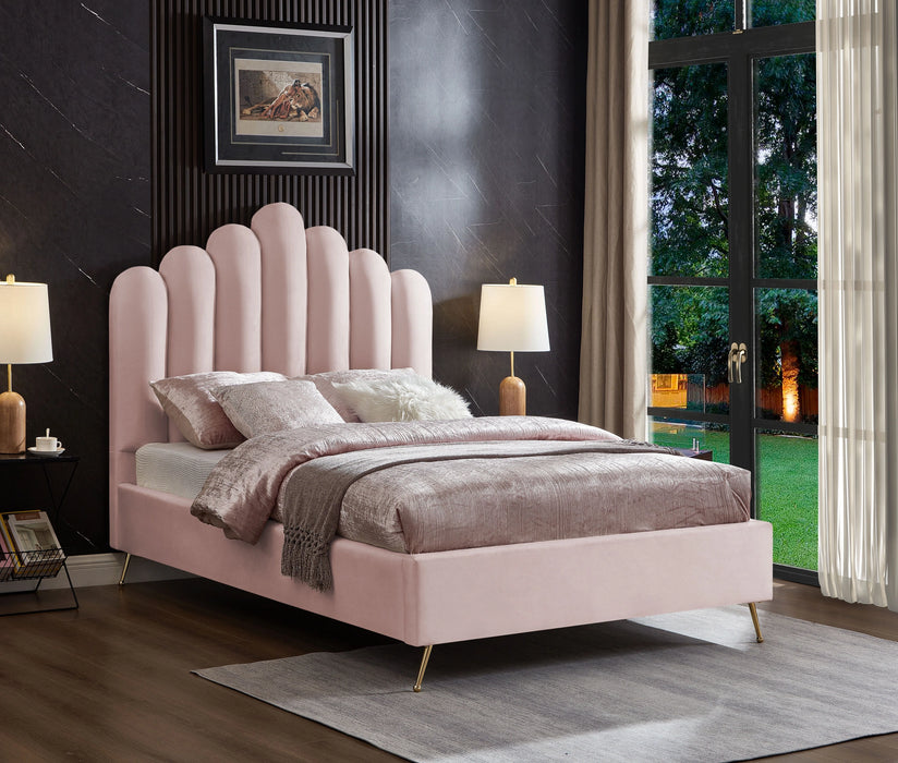 Lily Pink Velvet Full Bed