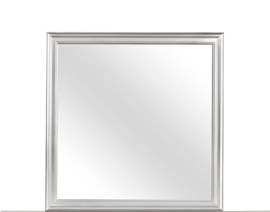 Marley Silver Mirror image