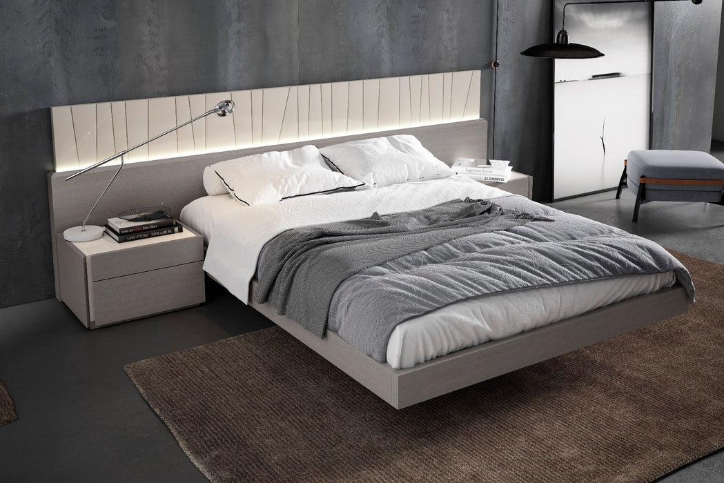 Porto Lacquer Platform Bedroom Set - Grey